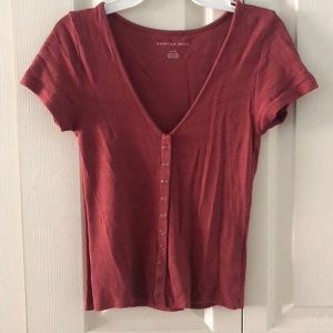 American Eagle button front v neck!!